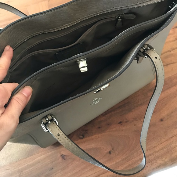 Coach tote handbag - Picture 4 of 5